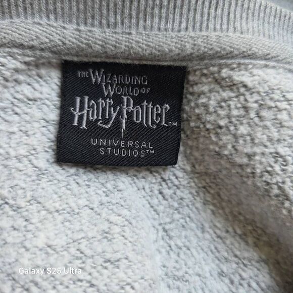 Harry potter mens Sz L gray gryffindor sweatshirt universal studios - Picture 6 of 7